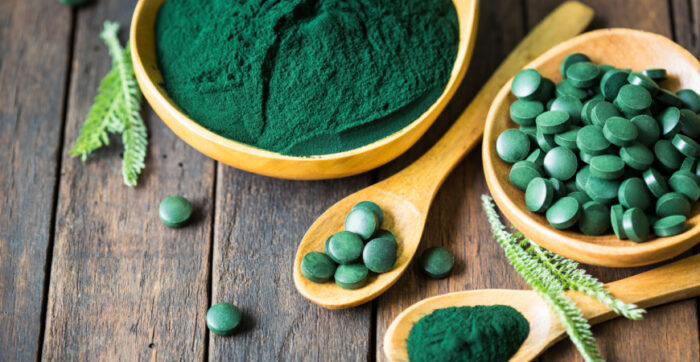 Spirulina, il superfood con benefici scientificamente dimostrati