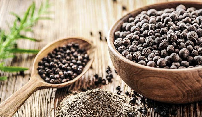Grani di pepe: possono aiutare a prevenire il cancro e il diabete? Dosaggio + ricetta del tè