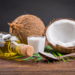 Olio di cocco per la salute orale: 5 benefici principali e modalità d’uso