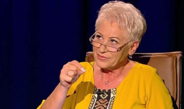 LIDIA FECIORU: Il rimedio NATURALE che ti LIBERA dalle gambe gonfie