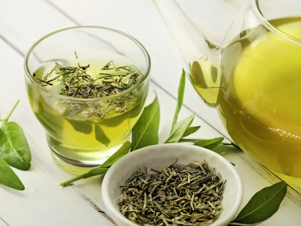 14 Effetti collaterali del consumo eccessivo di tè verde