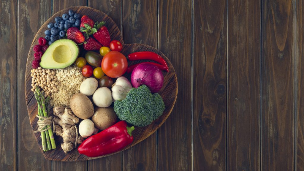 I migliori alimenti per proteggere il cuore se consumati frequentemente migliorano la salute cardiovascolare