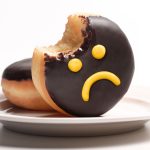Alimenti che modificano negativ il tuo umore e sostituti per essi