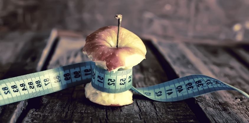 Come dimagrire con l’aiuto delle mele e quali altri vantaggi porta questa dieta