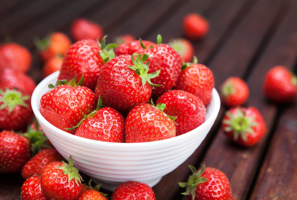 I benefici dei frutti di bosco per l’equilibrio minerale dell’organismo, la salute del cervello, l’artrite, la gotta, le malattie cardiache e molto altro