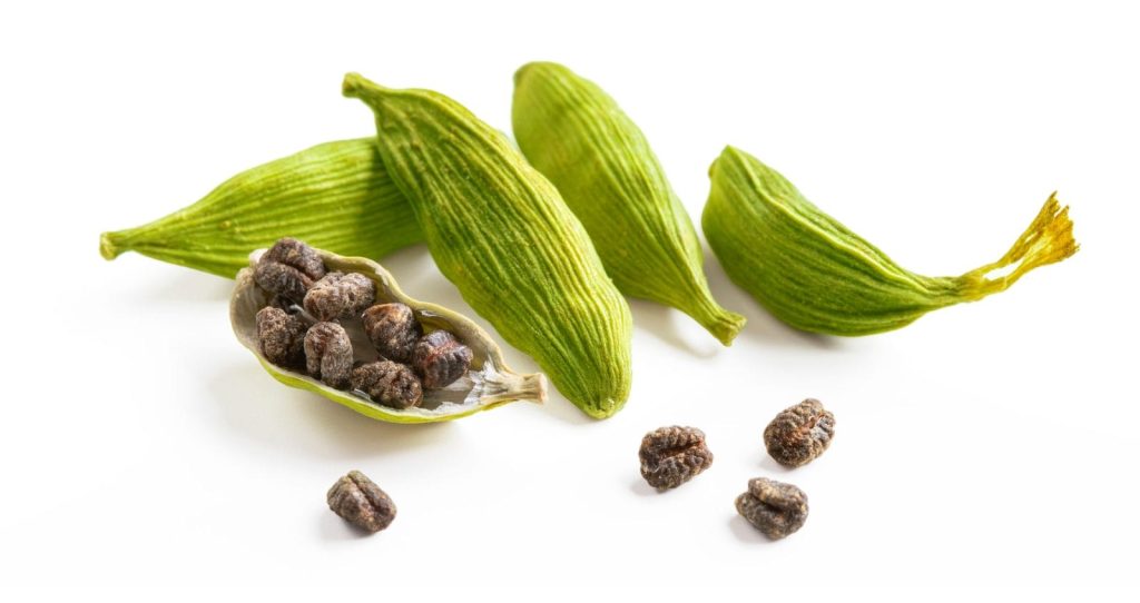 Cardamomo: una spezia straordinaria e un potente rimedio naturale