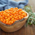 Frutti di cina molto salutari: contenuto di vitamina C dieci volte superiore a quello del limone + controindicazioni