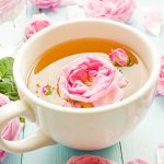 Tè di rose: gusto aromatico, profumo straordinario e proprietà medicinali uniche
