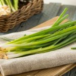 La cipolla verde: il rimedio naturale con poteri detoxificanti