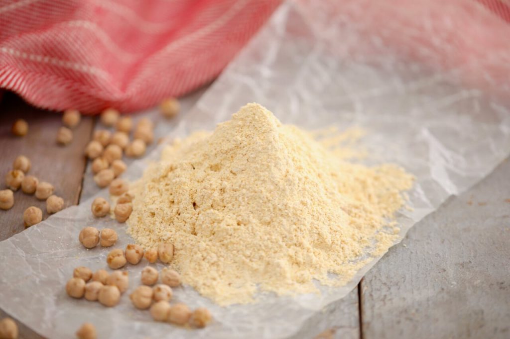 Farina di ceci: Versatile, senza glutine, con alto contenuto di proteine e molti benefici