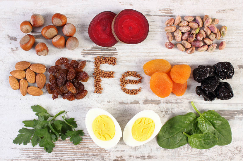 Il ferro è estremamente importante per l’organismo, ha benefici straordinari: scopri perché è bene includere questi alimenti nella tua dieta