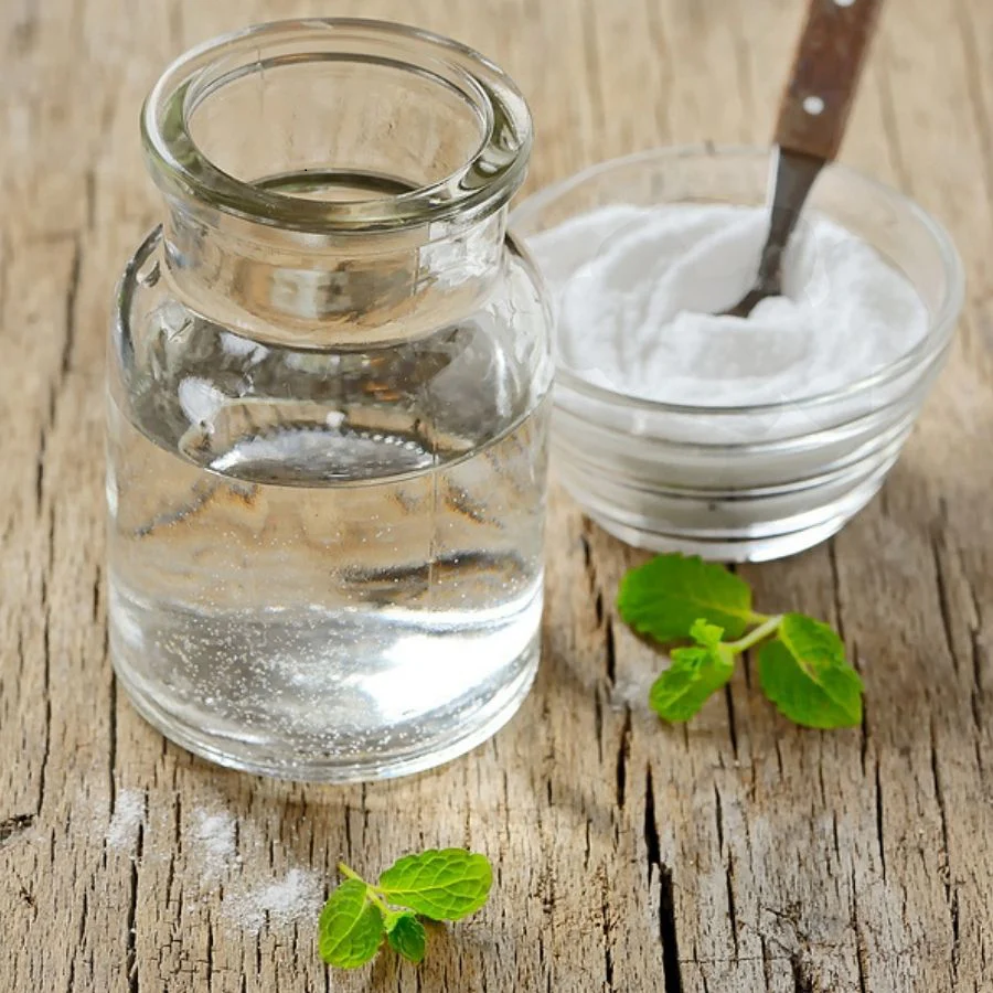 Acqua di bocca a base di piante: ricetta rapida per un alito fresco e protezione naturale