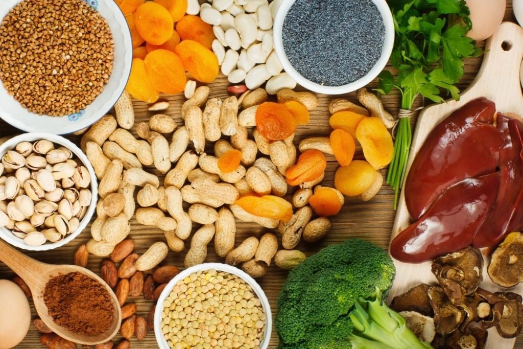 Top 15 alimenti ricchi di glutamina e i benefici importanti di questo amminoacido