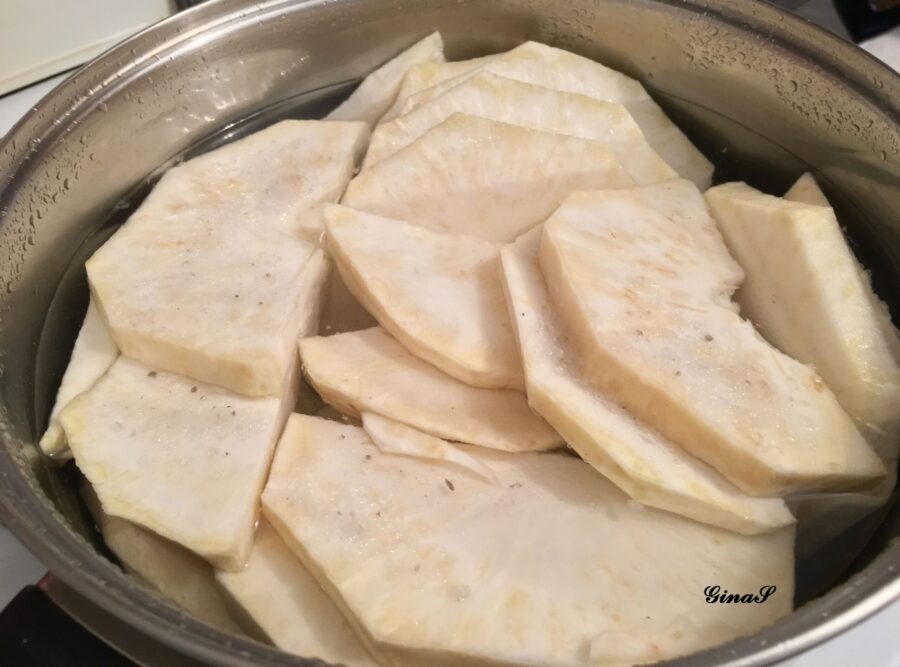 Il rimedio con sedano cotto e succo di limone per una disintossicazione intensa in 7 giorni