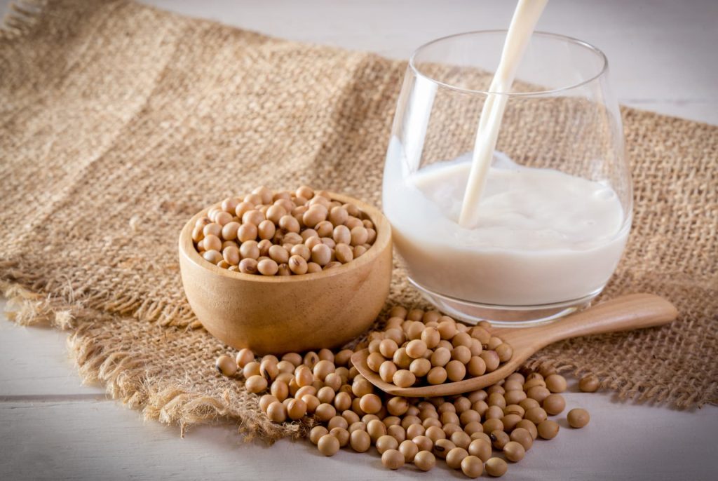 Latte di soia: come prepararlo a casa e quali benefici ha