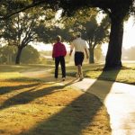 Camminare 30 min/giorno: i benefici confermati per il tuo cuore
