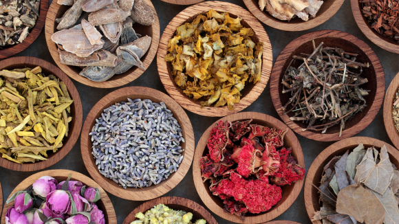 L’Elisir delle 8 Ricchezze: il tè Ba Zhen Tang nella Medicina Tradizionale Cinese per equilibrio, energia e vitalità