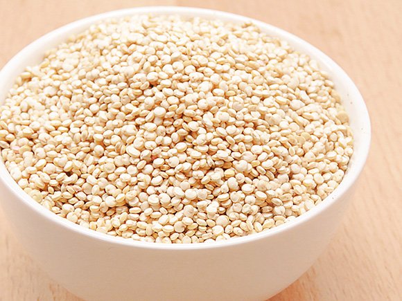 La quinoa: i medici nutrizionisti dicono che è un super-alimento grazie ai suoi straordinari benefici per la salute