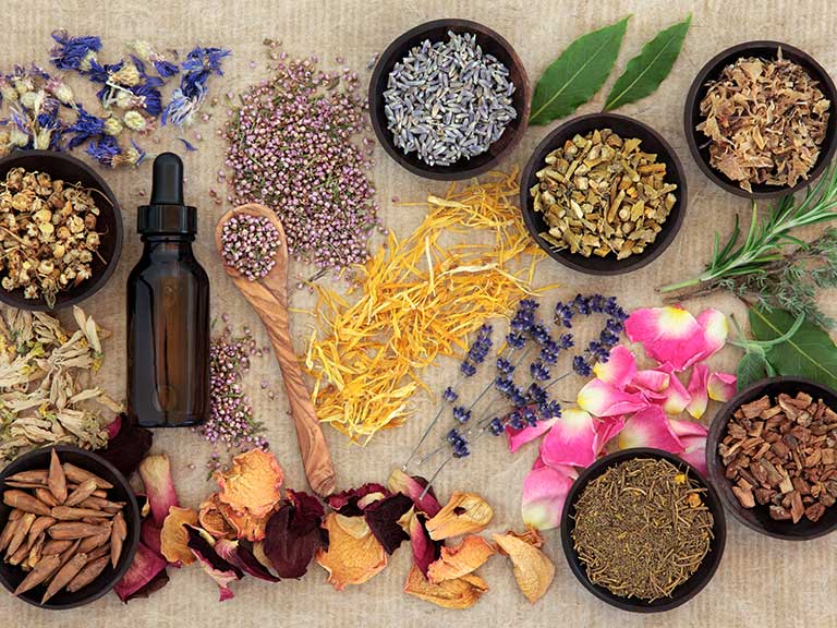 I migliori rimedi naturali per il mal di gola, tosse, tracheite, bronchite, laringite e sinusite: ricette e modalità di somministrazione