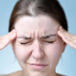 Emicranie o mal di testa? Ecco i rimedi naturali più efficaci
