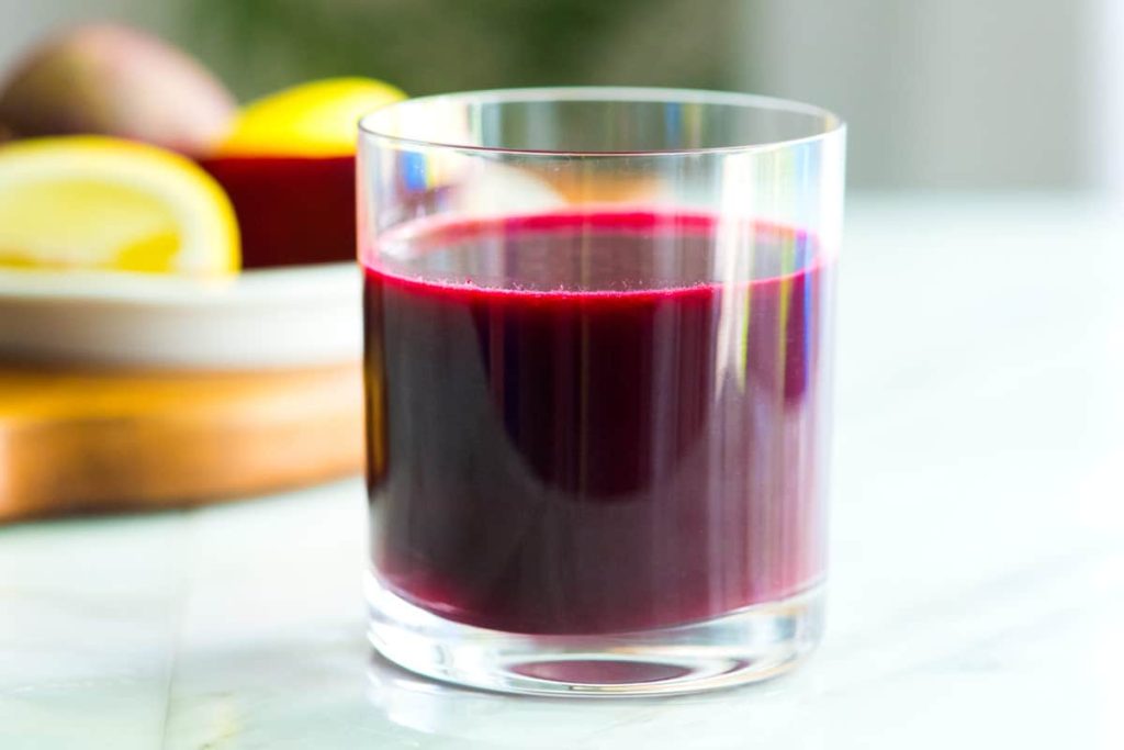 Questo succo elimina i metalli pesanti dal fegato e richiede solo due ingredienti