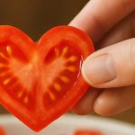 I medici rivelano che il consumo di pomodori 🍅 provoca.