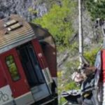 Ci sono almeno 100 vittime