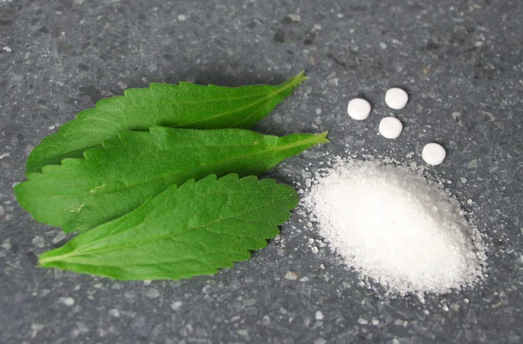 7 benefici importanti della Stevia (dolcificante) e come usarla al posto dello zucchero