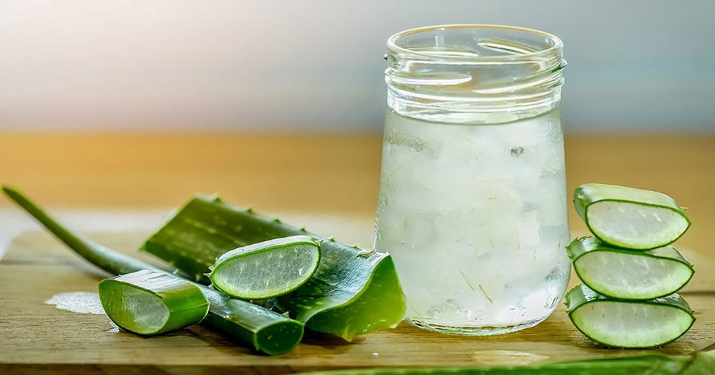Succo di aloe vera: ricette, benefici e effetti collaterali