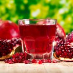 Ma frequentemente, il succo di melograno è un vero elisir di giovinezza e protegge da molte malattie