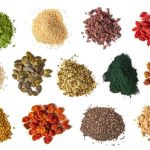 I migliori super-alimenti da aggiungere alla tua dieta per una vita super sana