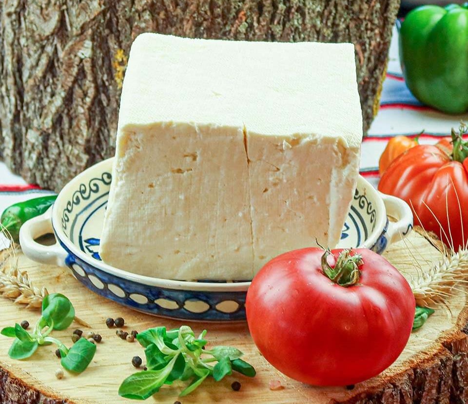 Formaggio di mucca: Cosa contiene e quali benefici apporta alla salute
