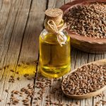 Olio di semi di lino: effetti medicinali straordinari + dose giornaliera raccomandata, controindicazioni ed effetti collaterali