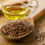 Olio di semi di lino: benefici e modalità d’uso + effetti collaterali