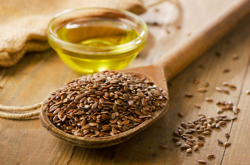 Olio di semi di lino: benefici e modalità d’uso + effetti collaterali
