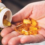 I ricercatori hanno scoperto che la vitamina D distrugge le cellule cancerose (studio) fonti alimentari e sintomi della carenza