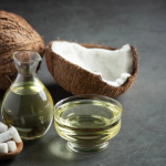 Olio di cocco per la pelle: quando aiuta e quando può irritare
