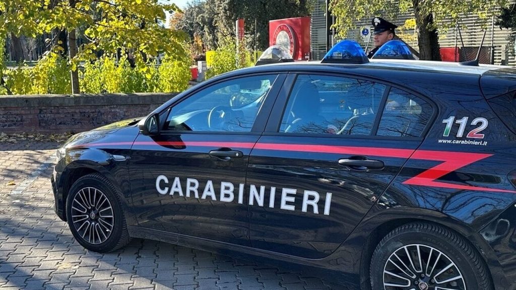 Controlli serrati a San Domenico: un giovane trovato con un taser, cinque segnalati per droga