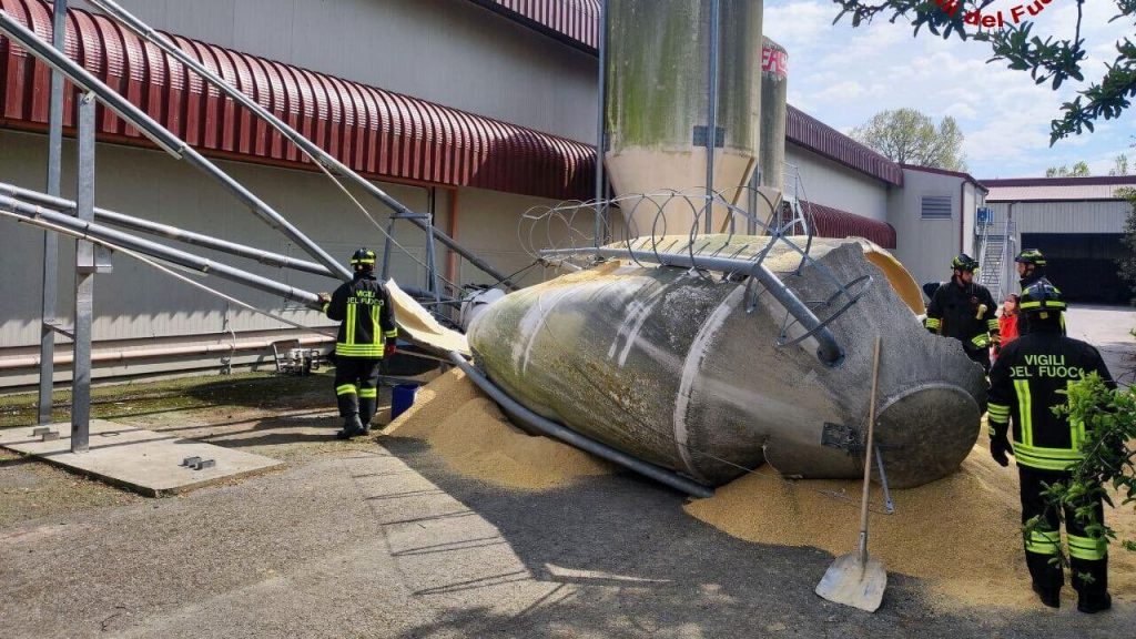 Crollo mortale del silos: tre fratelli perdono la vita e scoppia il caso giudiziario