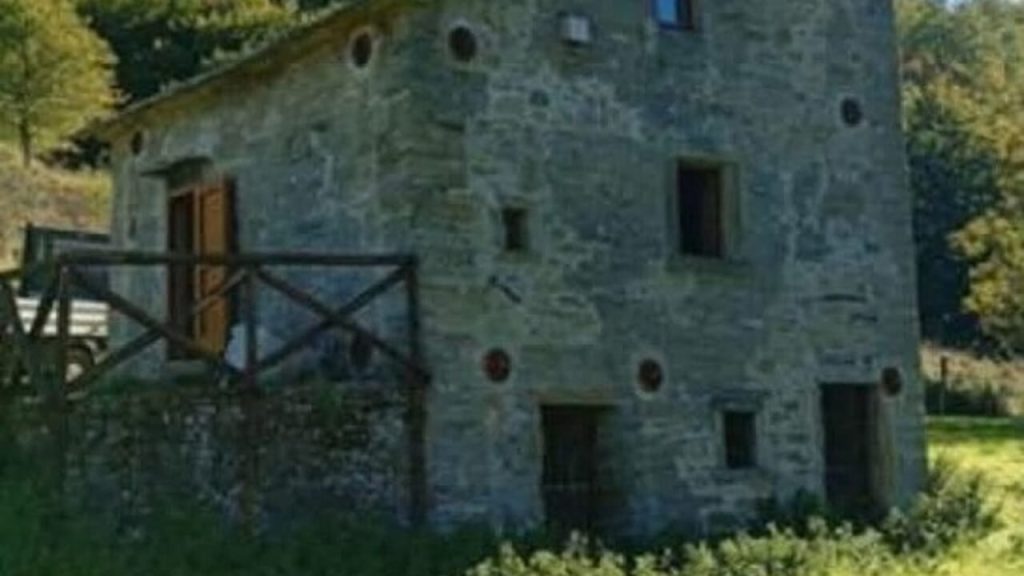 Riapre il Bivacco del Sassello: sei anni di attesa dopo un incendio doloso