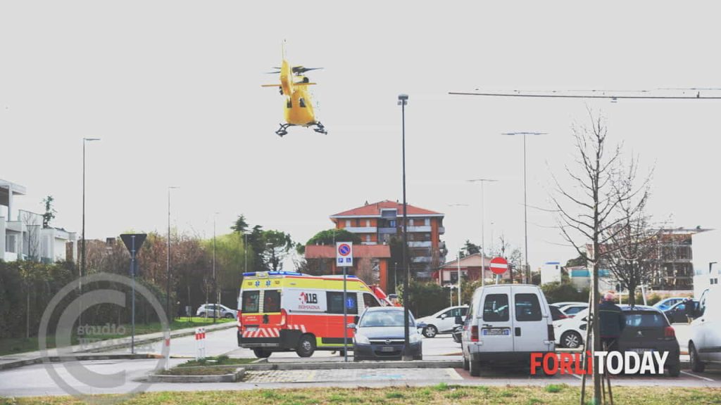 Investito sulle strisce pedonali in via Bertini: un altro episodio di inciviltà stradale