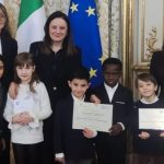 La 2°A della Dante Alighieri sul podio della memoria: un riconoscimento che scuote