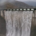 Il ritorno della forza d’acqua: la diga di Ridracoli tracima e risveglia la Romagna