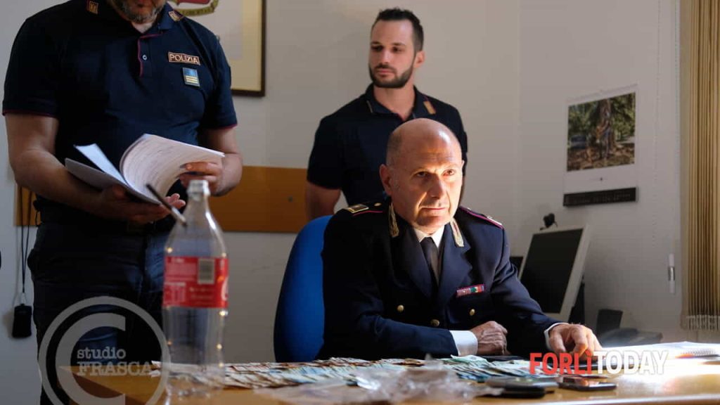 Andrea Valzania si ritira: dopo una vita in divisa, lascia una famiglia che lo ha formato