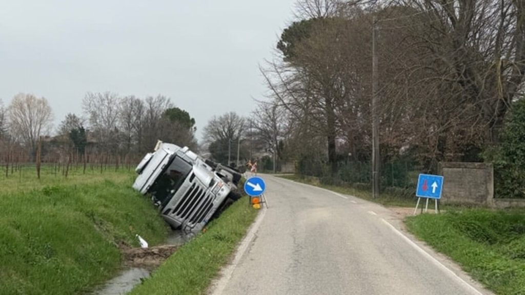 Incidente in via Celletta: i residenti denunciano l’inefficienza dell’amministrazione