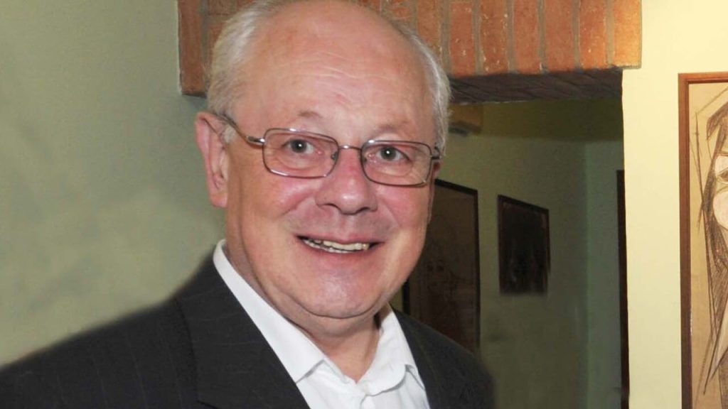 Premio di 2.000 euro in memoria di don Dario: la tesi che celebra le fragilità umane