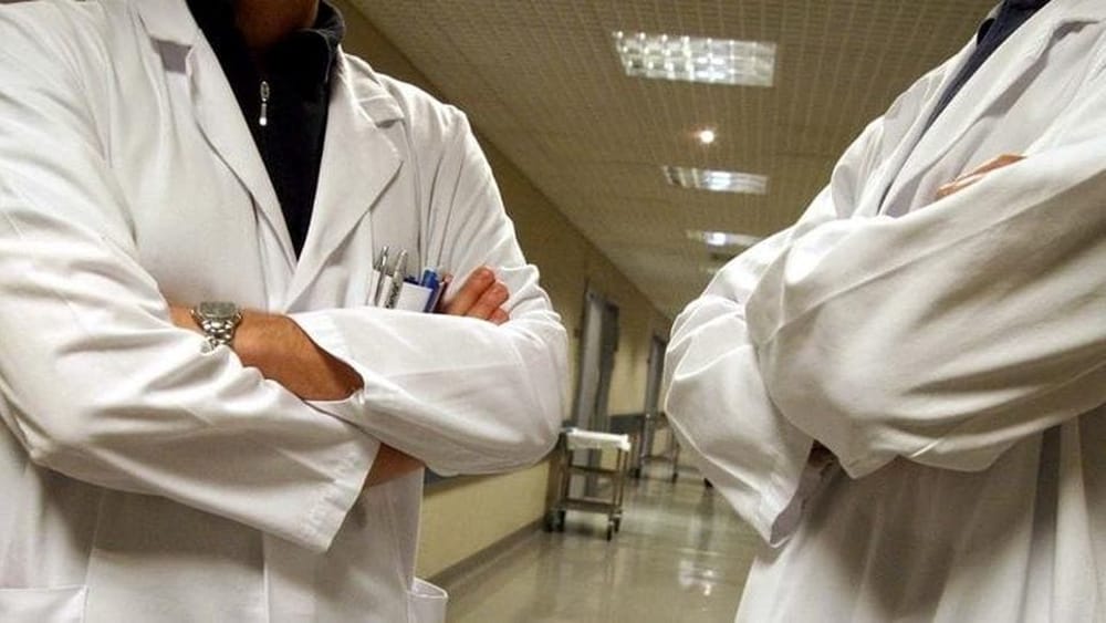 Indennità di pronto soccorso sotto accusa: la Regione sfida il contratto nazionale