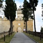 Apertura della Rocca delle Caminate: un rinvio che svela inquietanti problematiche di sicurezza