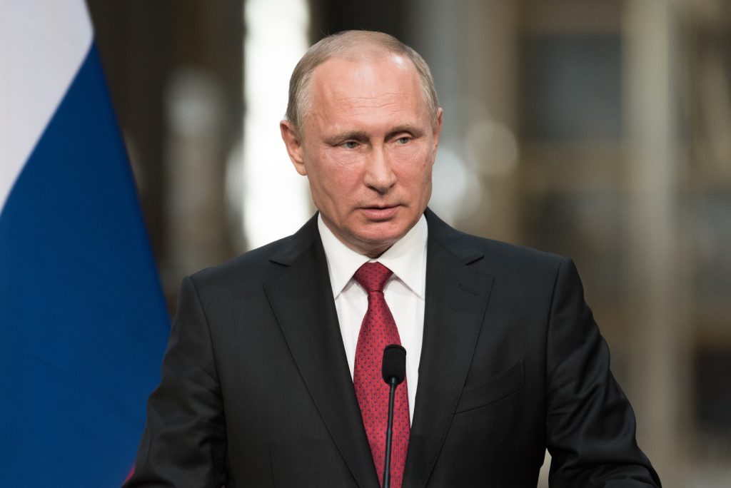 Putin annuncia la possibile conclusione della guerra in Ucraina, ma le tensioni sul campo non si placano