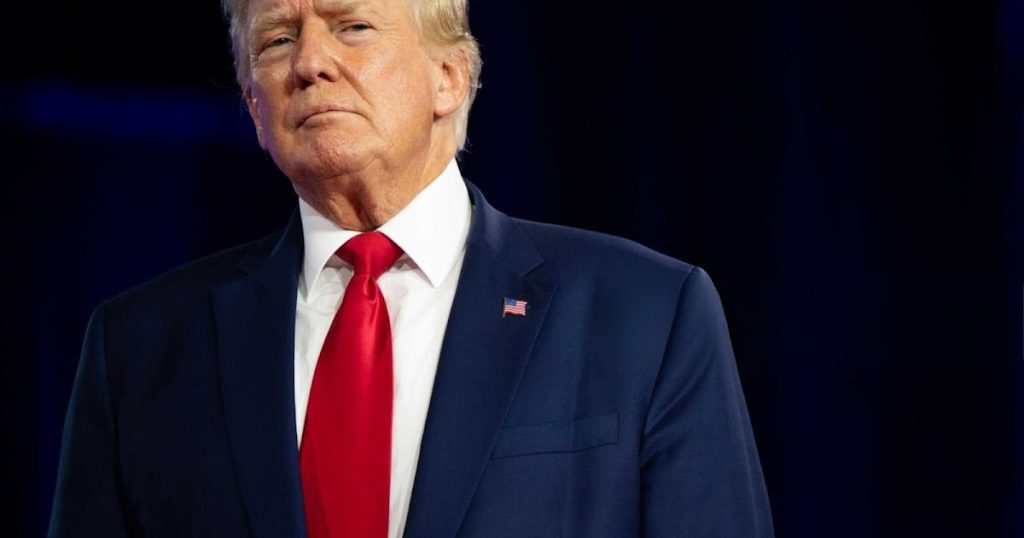 Trump esprime la sua linea dura contro l’Iran: tensioni alle stelle tra minacce e tentativi di dialogo